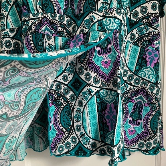 Olivia Paige Pullover Faux Wrap Short Sleeves Top Size 2X - Picture 5 of 9